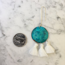 Load image into Gallery viewer, Turquoise + Snow Tassel Earrings
