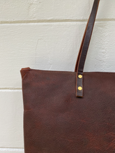 Load image into Gallery viewer, Large Worn Saddle Barn Tote with Zipper
