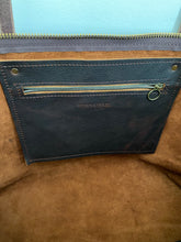 Load image into Gallery viewer, Cowboy Brown - Small Leather Weekender